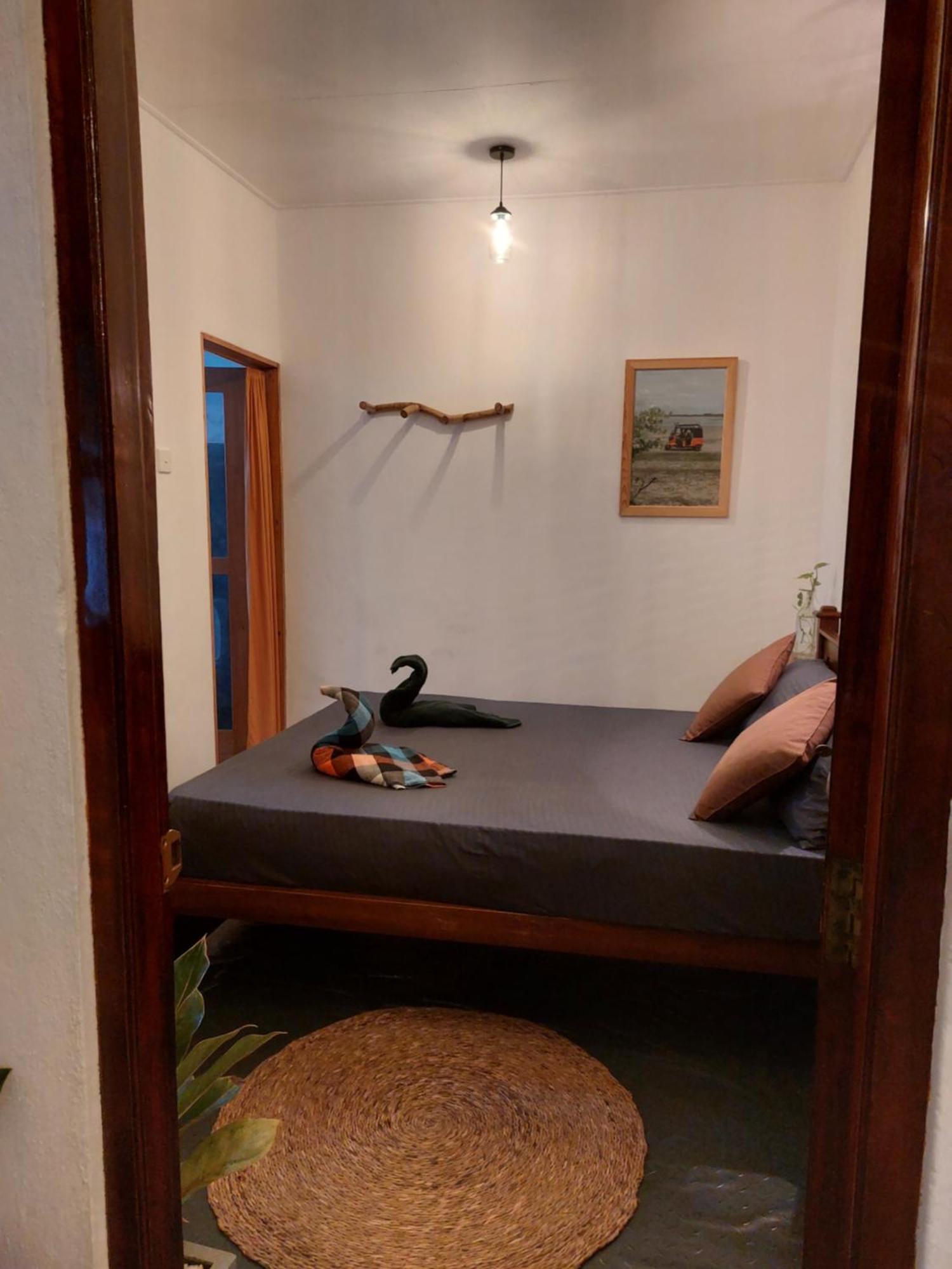 Cosynsurf Bed & Breakfast Matara Bagian luar foto