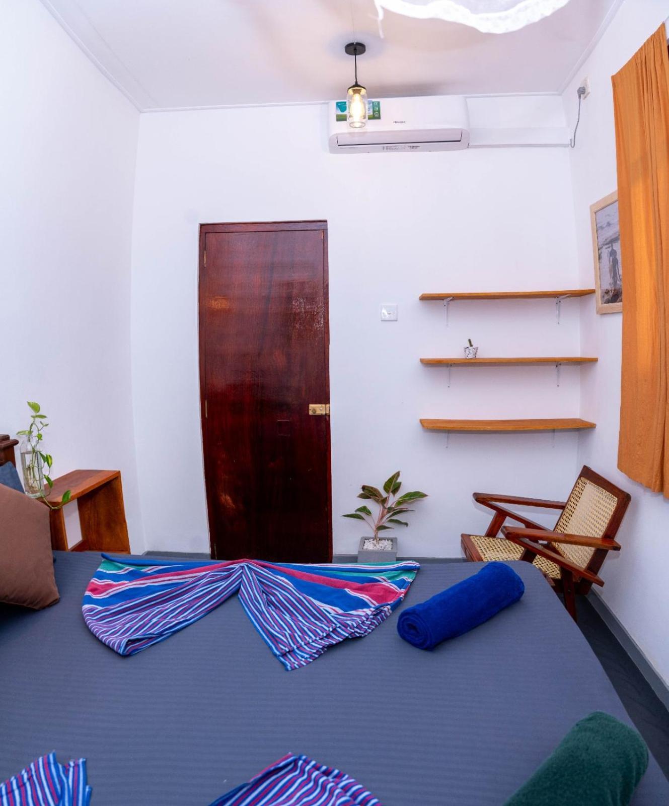 Cosynsurf Bed & Breakfast Matara Bagian luar foto